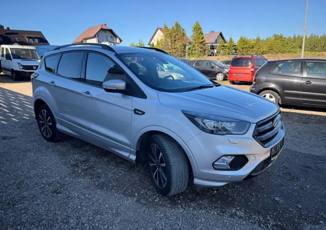 FORD Kuga 2.0 TDCi 4x4 ST-Line