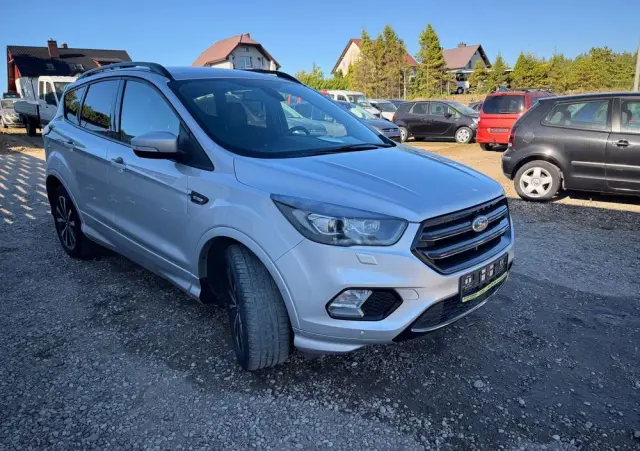FORD Kuga 2.0 TDCi 4x4 ST-Line