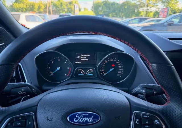 FORD Kuga 2.0 TDCi 4x4 ST-Line
