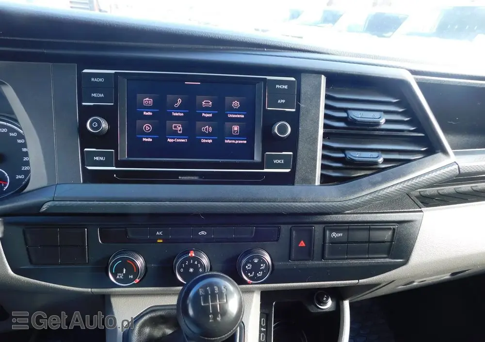 VOLKSWAGEN Transporter 