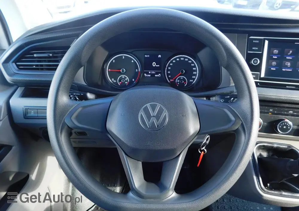 VOLKSWAGEN Transporter 