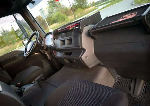 MAN TGL + KONAR JG2 