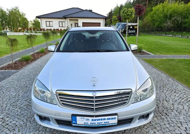 MERCEDES-BENZ Klasa C 200 CGI BlueEff Elegance