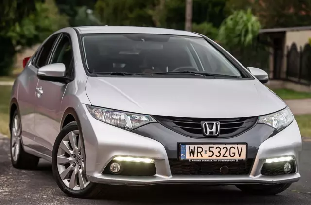 HONDA Civic 2.2 i-DTEC Comfort