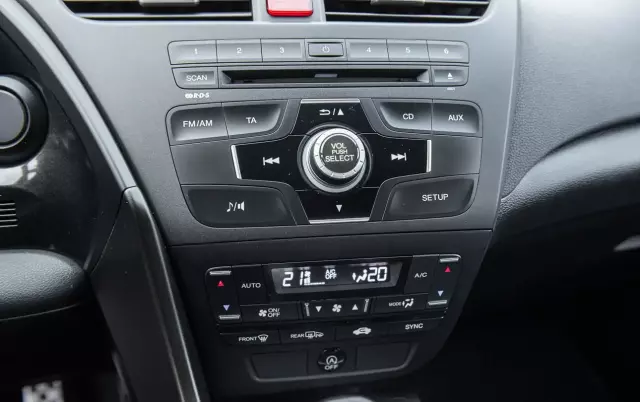 HONDA Civic 2.2 i-DTEC Comfort