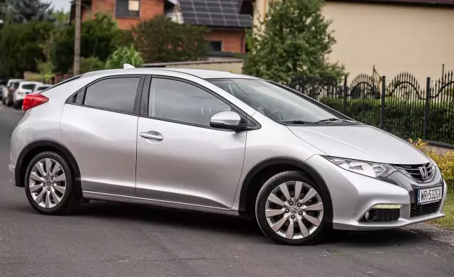 HONDA Civic 2.2 i-DTEC Comfort