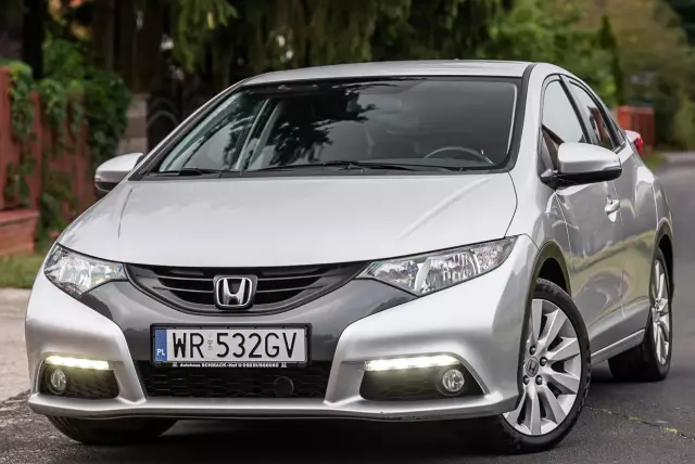 HONDA Civic 2.2 i-DTEC Comfort