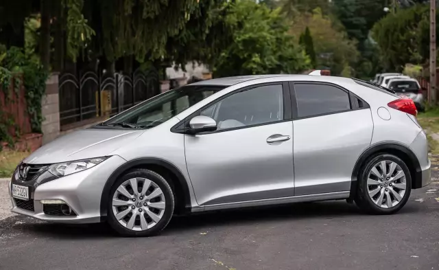 HONDA Civic 2.2 i-DTEC Comfort