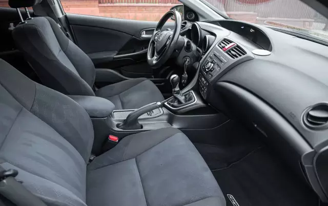 HONDA Civic 2.2 i-DTEC Comfort