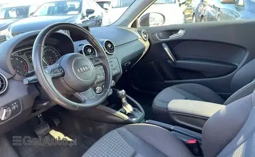 AUDI A1 