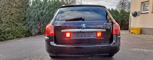 PEUGEOT 407 