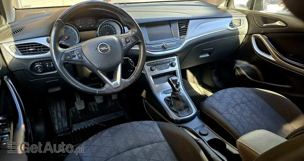 OPEL Astra 1.4 Turbo Active