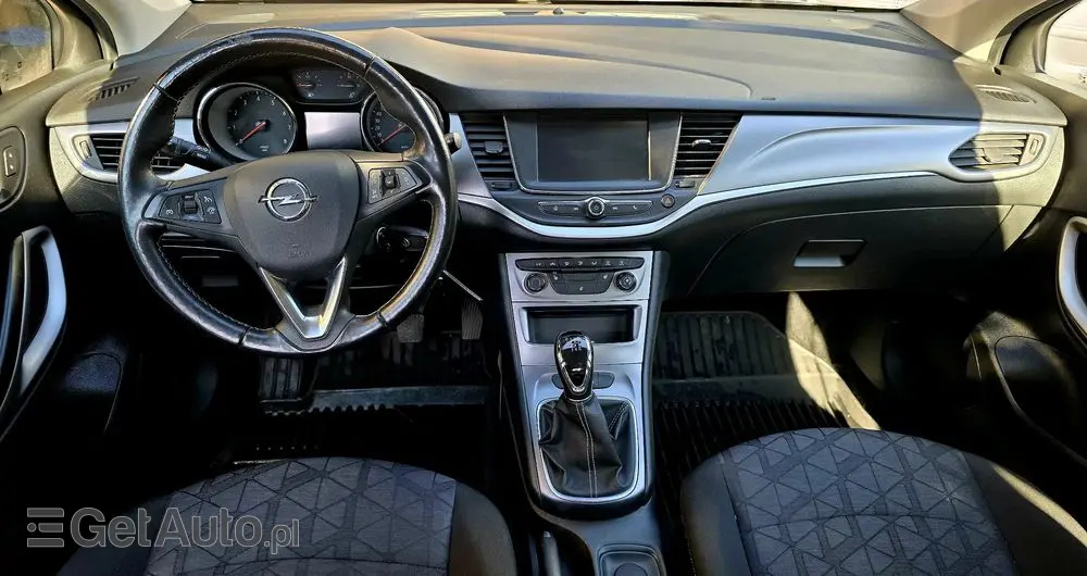 OPEL Astra 1.4 Turbo Active