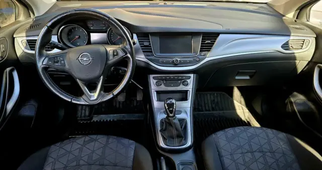 OPEL Astra 1.4 Turbo Active