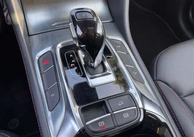 MG EHS 1.5T-GDI Luxury