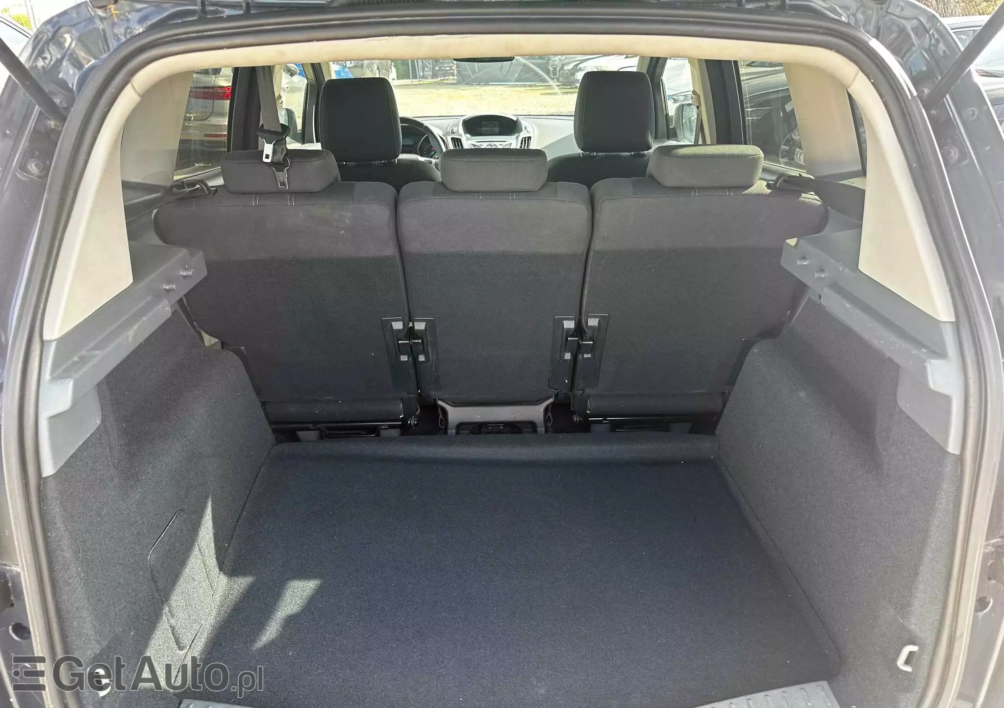 FORD C-MAX 1.6 TDCi Start-Stop-System Ambiente