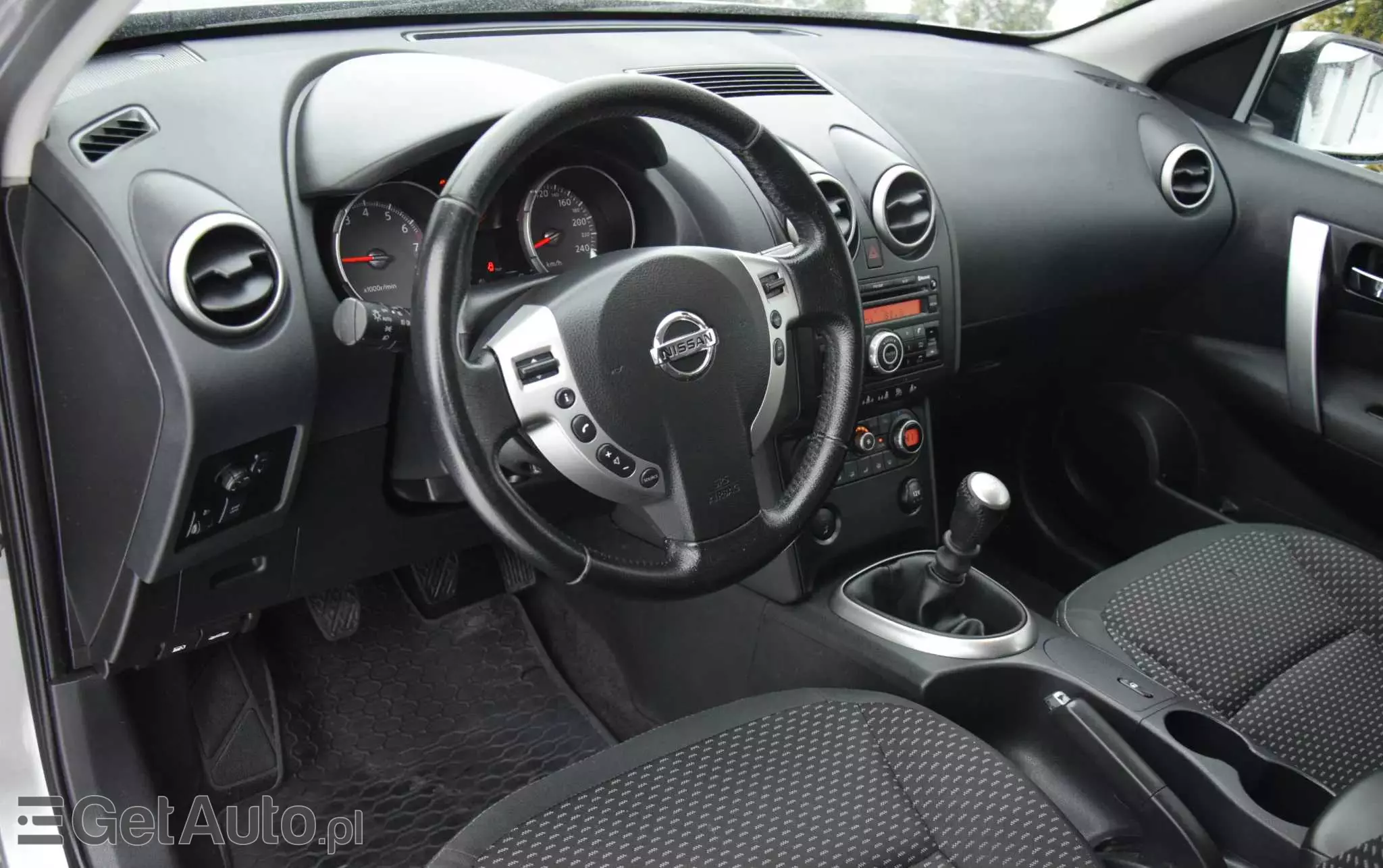 NISSAN Qashqai 2.0 acenta