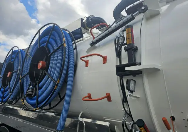 VOLVO WUKO ROLBA ADR DO CZYSZCZENIA KANAŁÓW KOMBI 