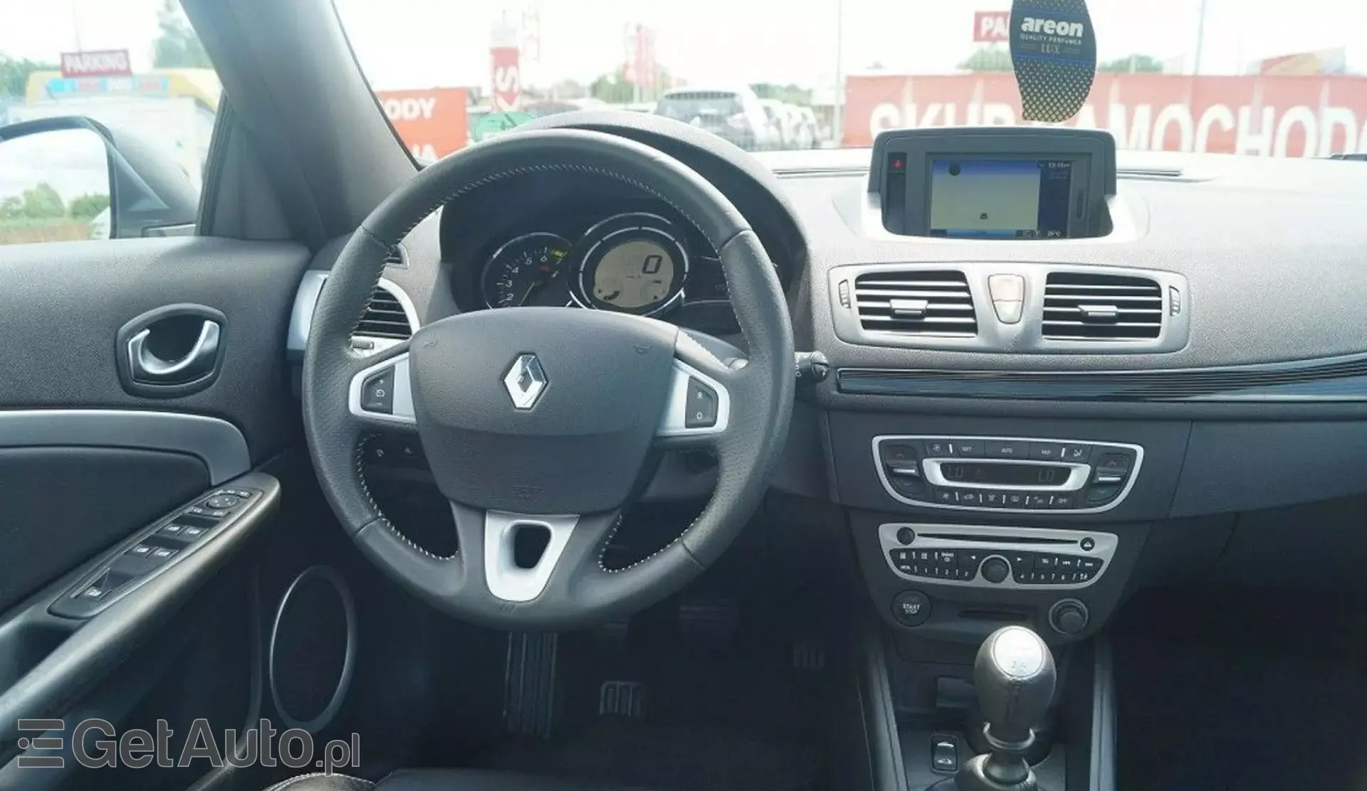 RENAULT Megane 