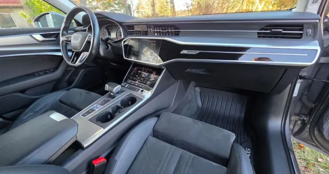 AUDI A6 Avant 40 TDI S tronic