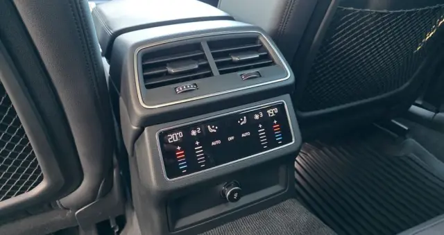 AUDI A6 Avant 40 TDI S tronic