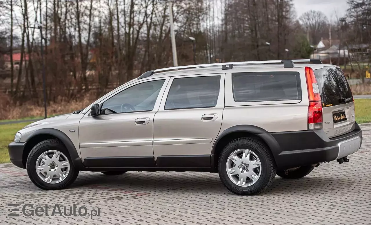 VOLVO XC 70 2.4D AWD Momentum