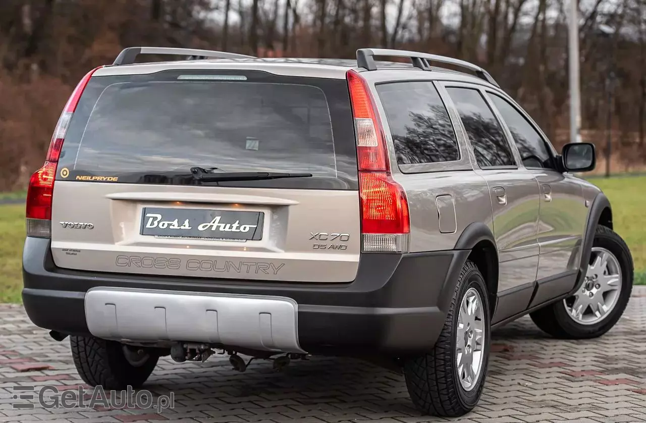 VOLVO XC 70 2.4D AWD Momentum