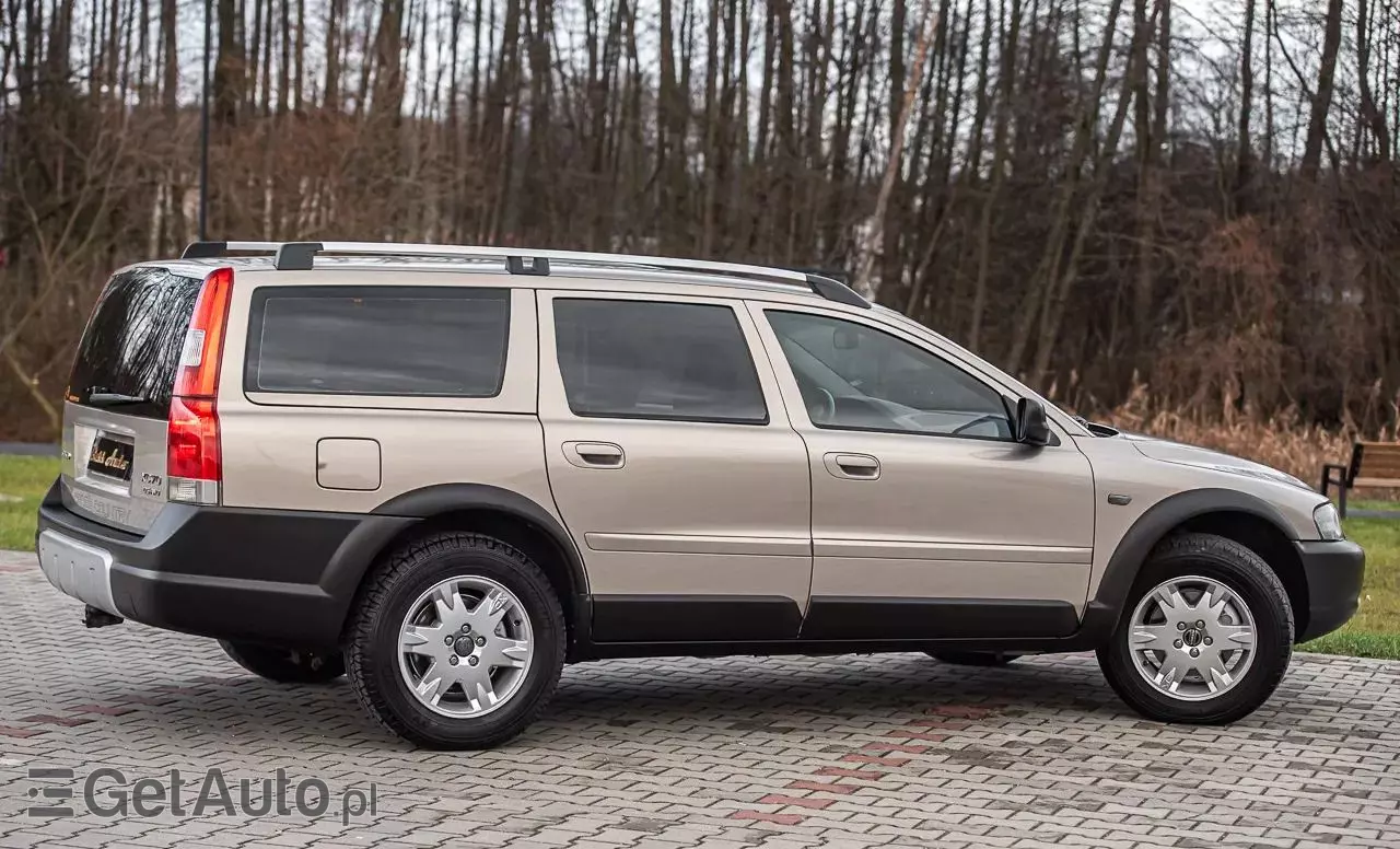 VOLVO XC 70 2.4D AWD Momentum