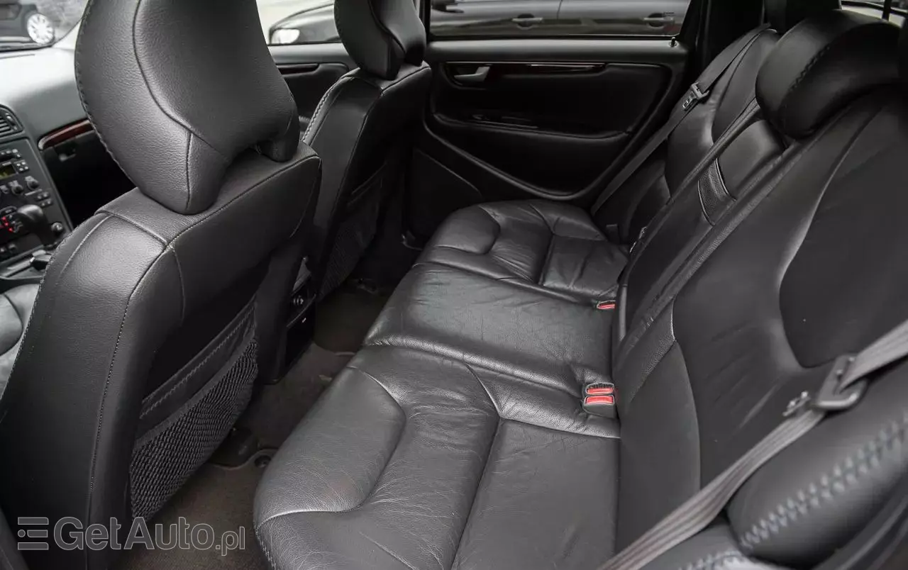 VOLVO XC 70 2.4D AWD Momentum