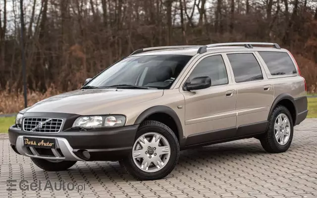 VOLVO XC 70 2.4D AWD Momentum