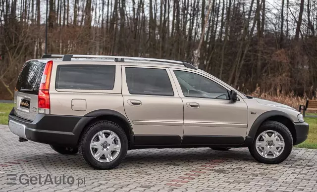 VOLVO XC 70 2.4D AWD Momentum