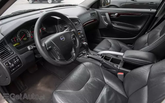 VOLVO XC 70 2.4D AWD Momentum