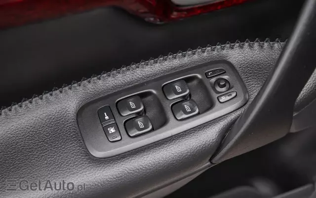 VOLVO XC 70 2.4D AWD Momentum