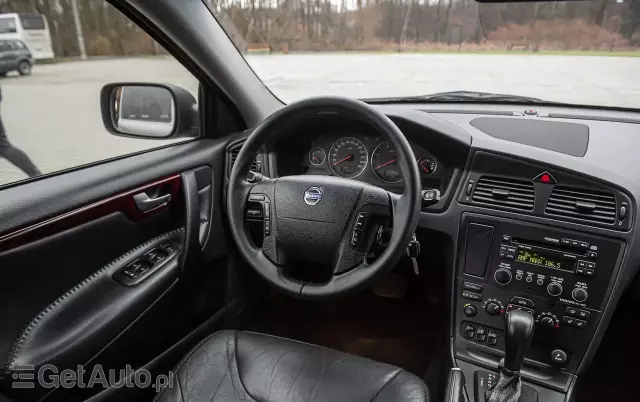 VOLVO XC 70 2.4D AWD Momentum