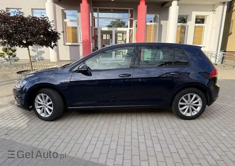 VOLKSWAGEN Golf 1.2 TSI BMT Trendline