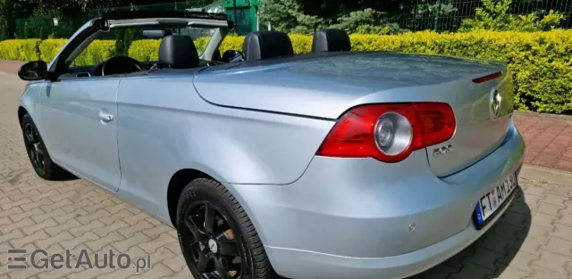VOLKSWAGEN Eos 