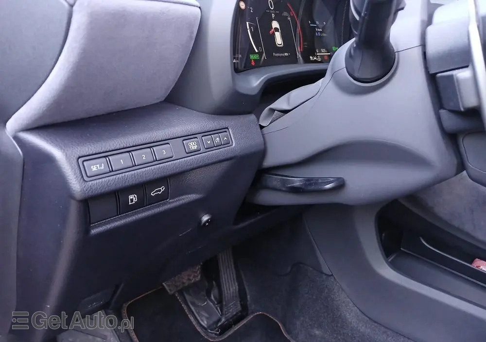 LEXUS LBX 1.5 Hybrid Cool