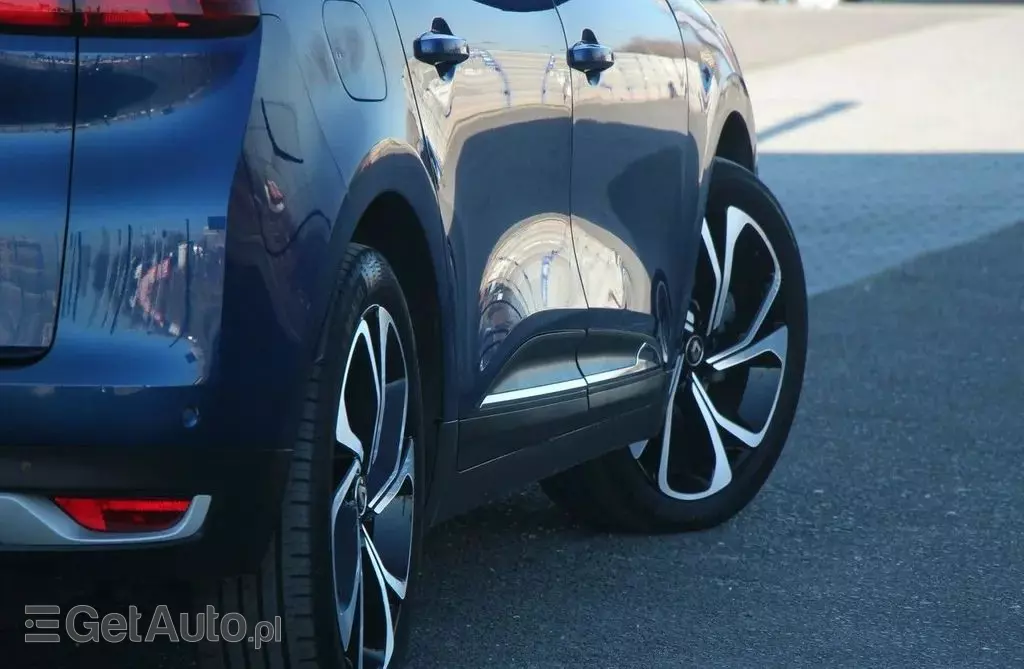 RENAULT Grand Scenic 