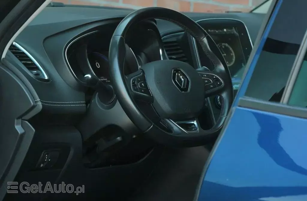 RENAULT Grand Scenic 