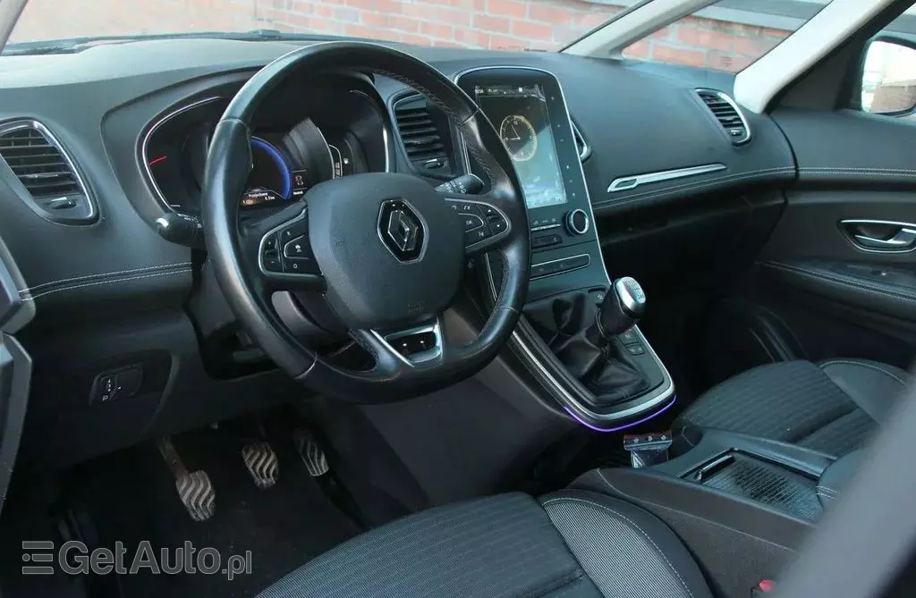 RENAULT Grand Scenic 