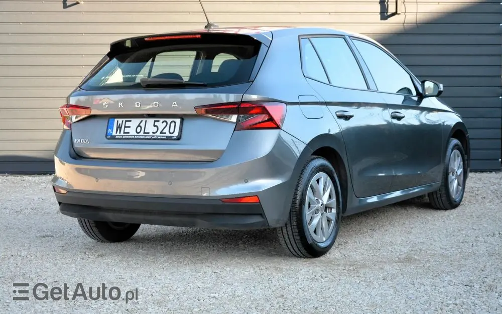 SKODA Fabia 1.0 Ambition