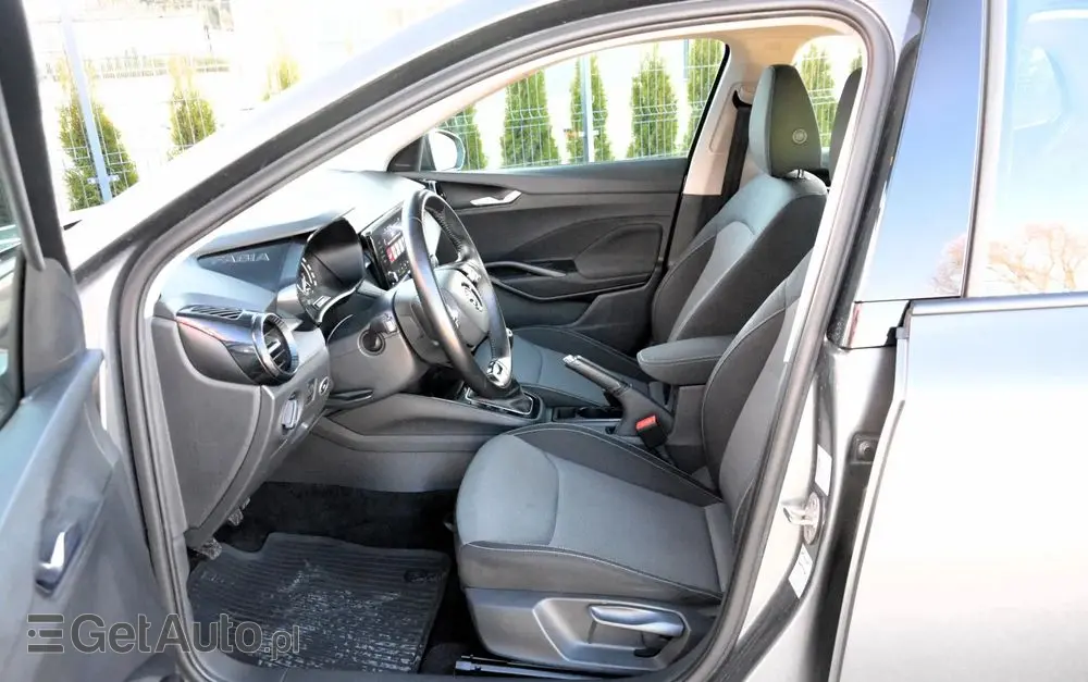 SKODA Fabia 1.0 Ambition