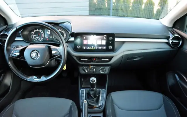 SKODA Fabia 1.0 Ambition