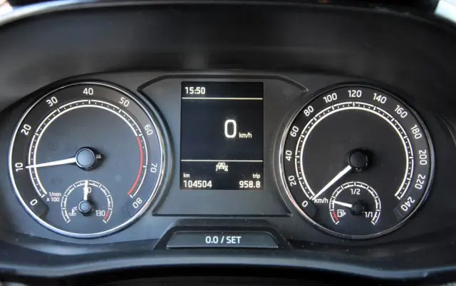 SKODA Fabia 1.0 Ambition