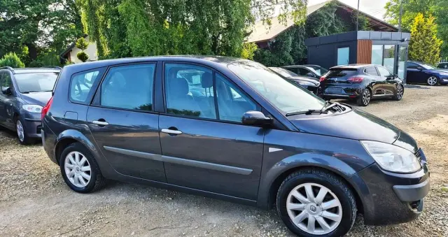 RENAULT Grand Scenic Gr 2.0 16V Privilege