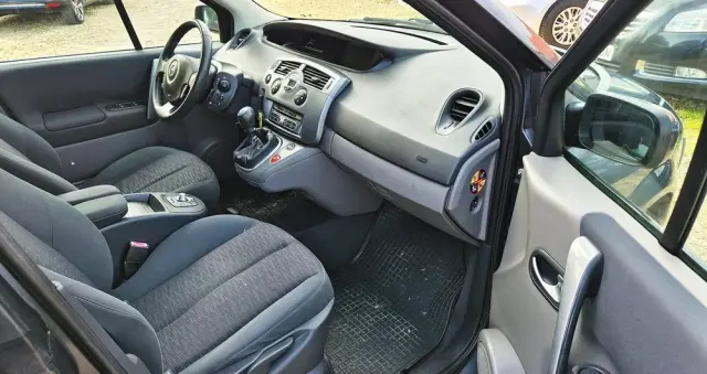 RENAULT Grand Scenic Gr 2.0 16V Privilege