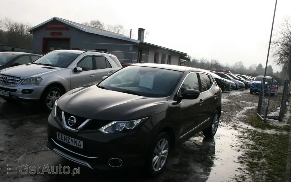 NISSAN Qashqai 1.2 DIG-T Tekna