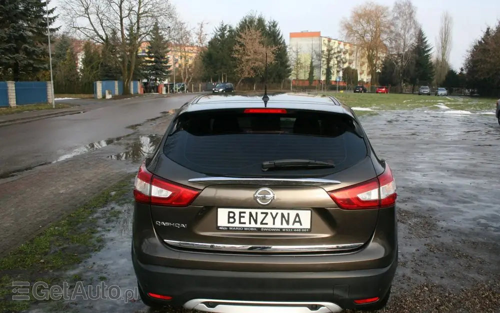 NISSAN Qashqai 1.2 DIG-T Tekna