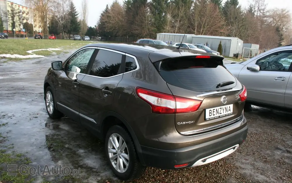 NISSAN Qashqai 1.2 DIG-T Tekna