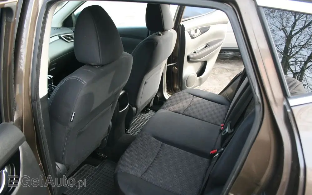 NISSAN Qashqai 1.2 DIG-T Tekna